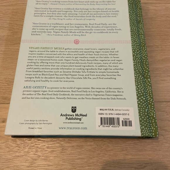 Vegan family meals cookbook - Picture 2 of 4